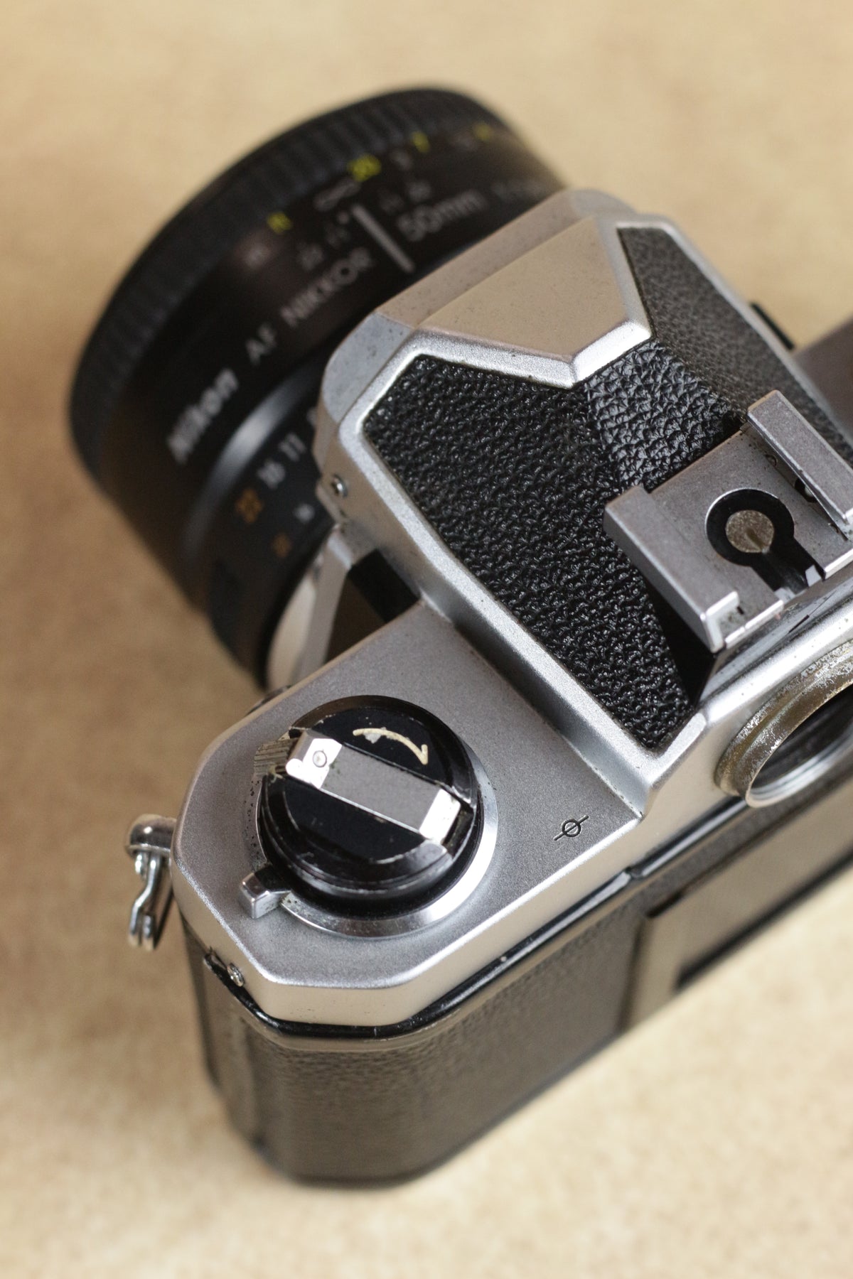 Nikon FM + AF Nikkor 50mm F1.8D