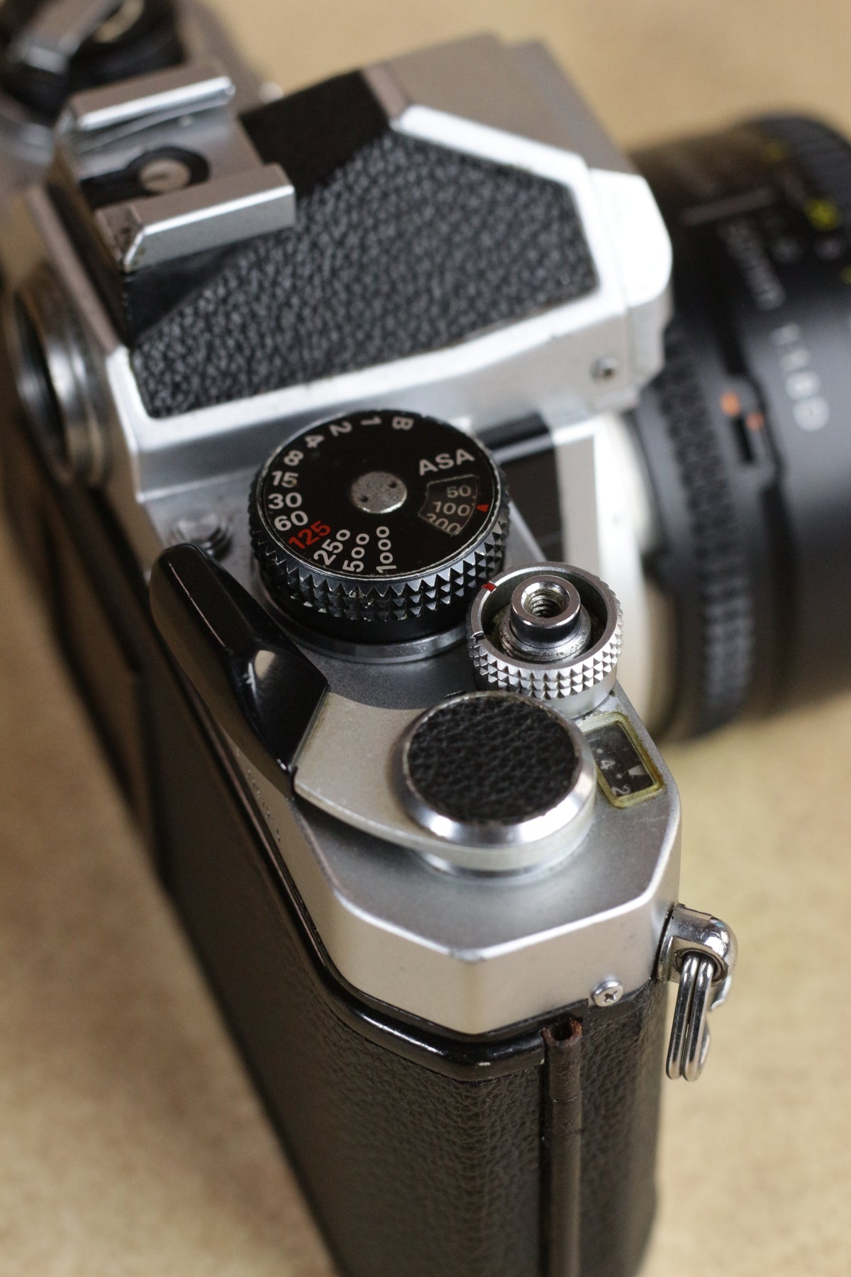 Nikon FM + AF Nikkor 50mm F1.8D