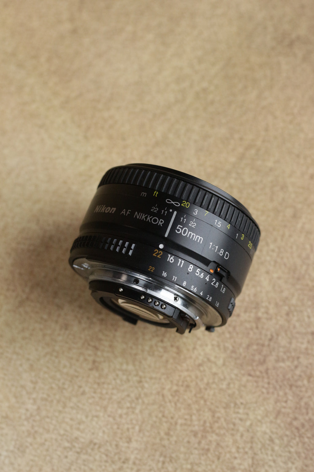 Nikon FM + AF Nikkor 50mm F1.8D