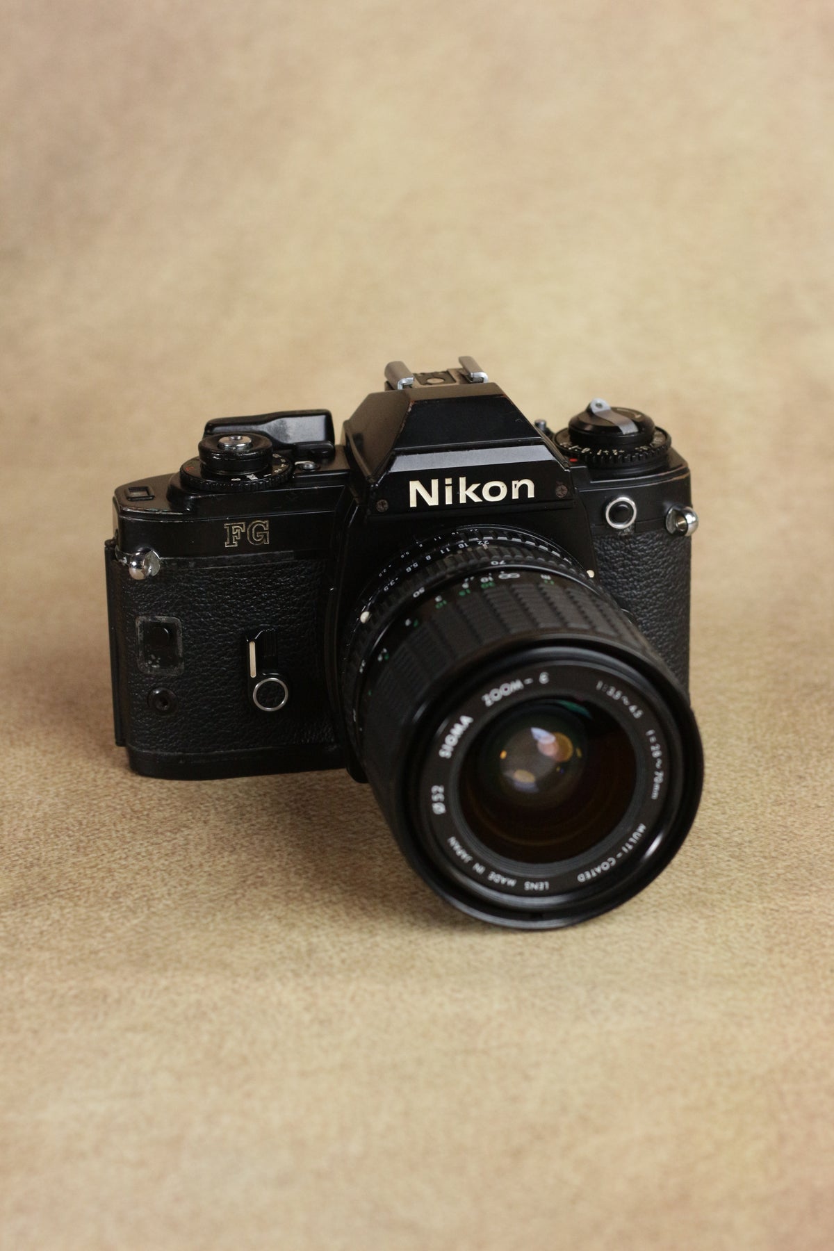 Nikon FG + Sigma 28-70mm Zoom
