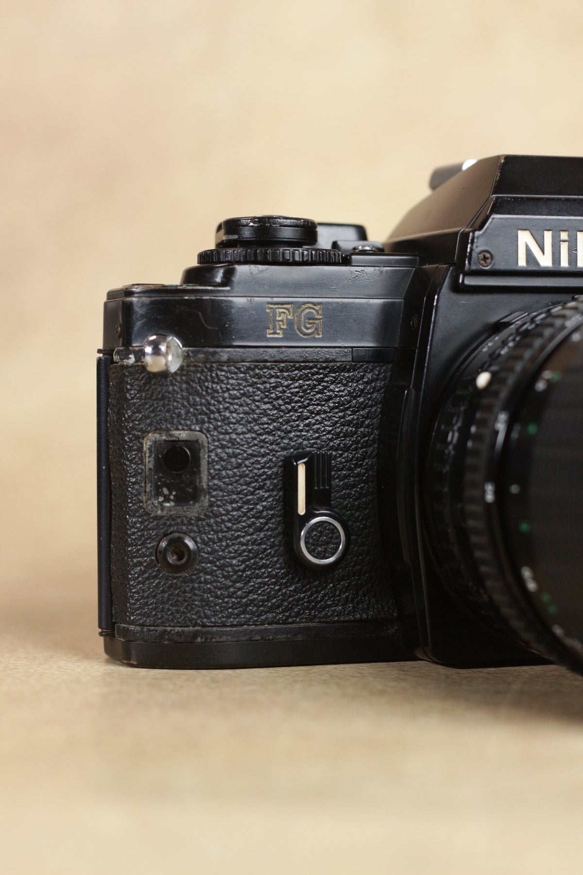Nikon FG + Sigma 28-70mm Zoom