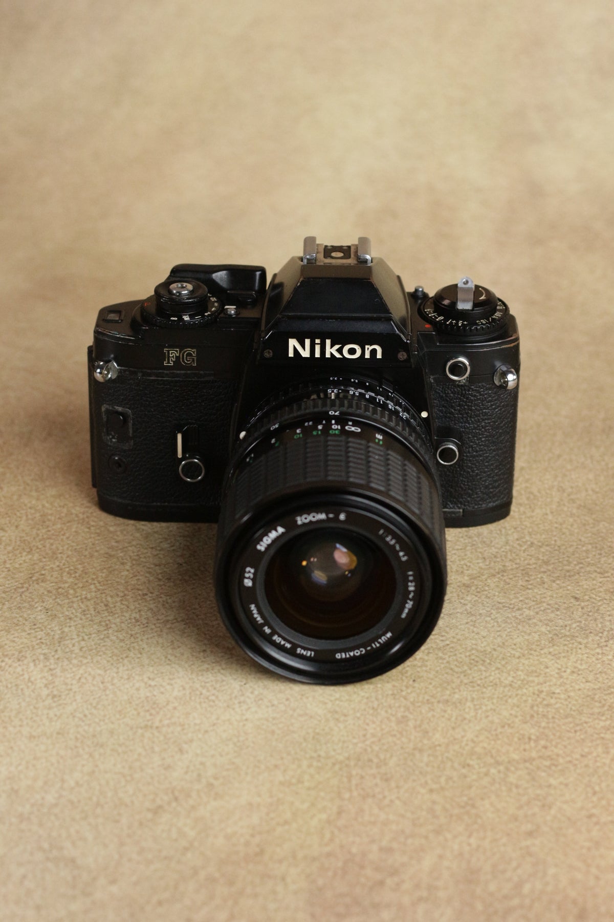 Nikon FG + Sigma 28-70mm Zoom