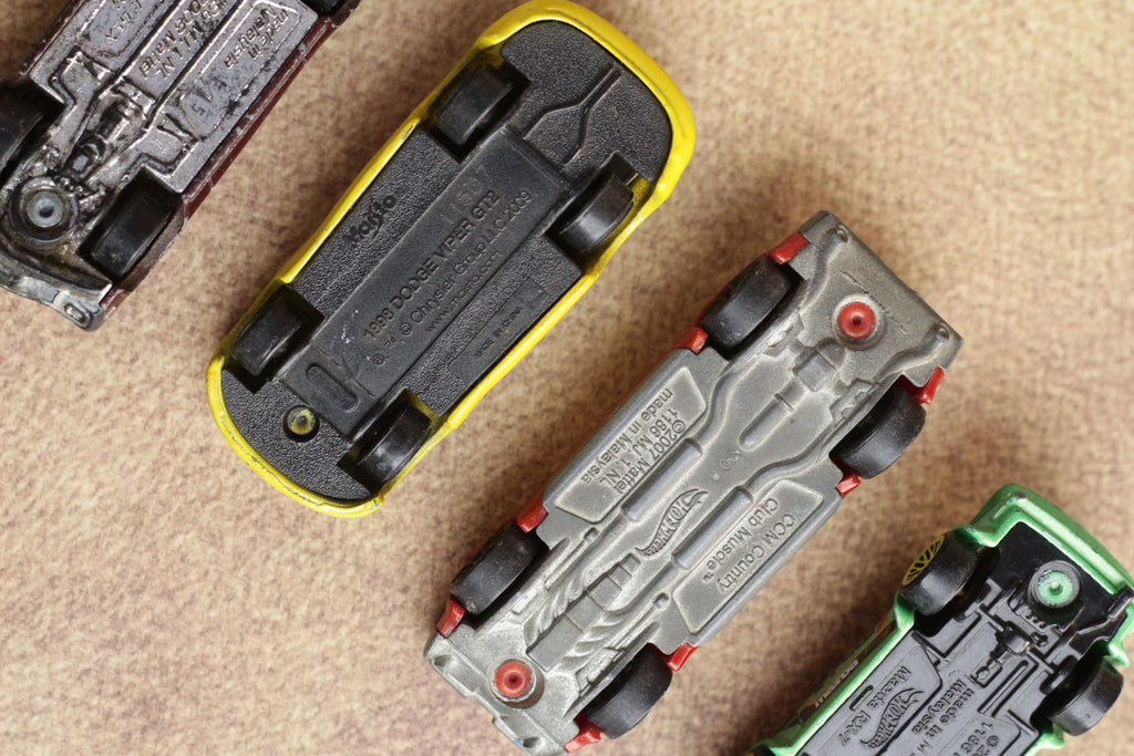 Hot Wheels Set of 5 Diecast Cars