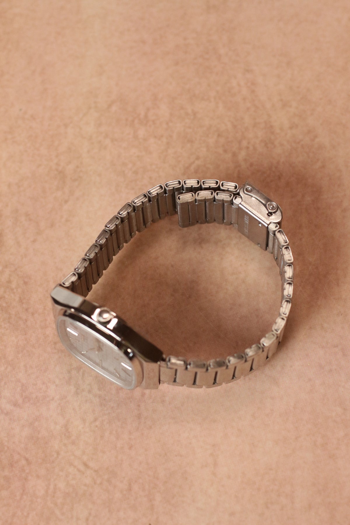 HMT Sangam Quartz - Grey