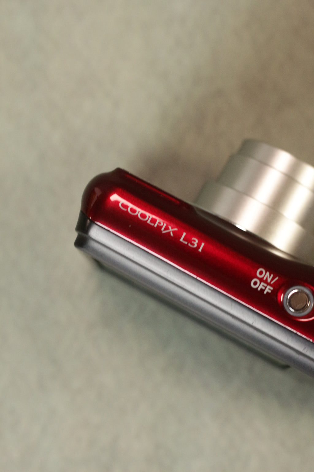 Nikon Coolpix L31 (Deep Red)