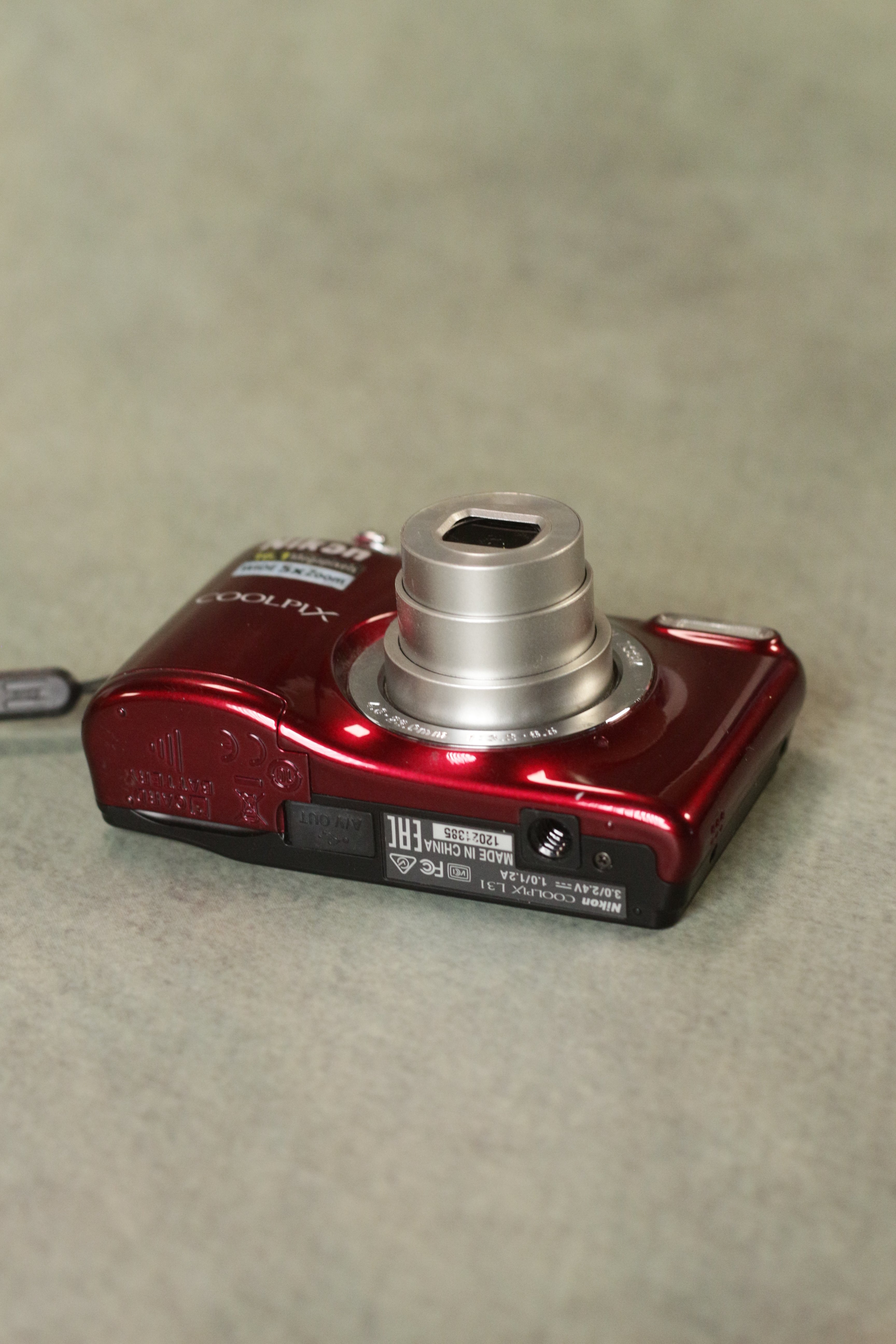 Nikon Coolpix L31 (Deep Red)