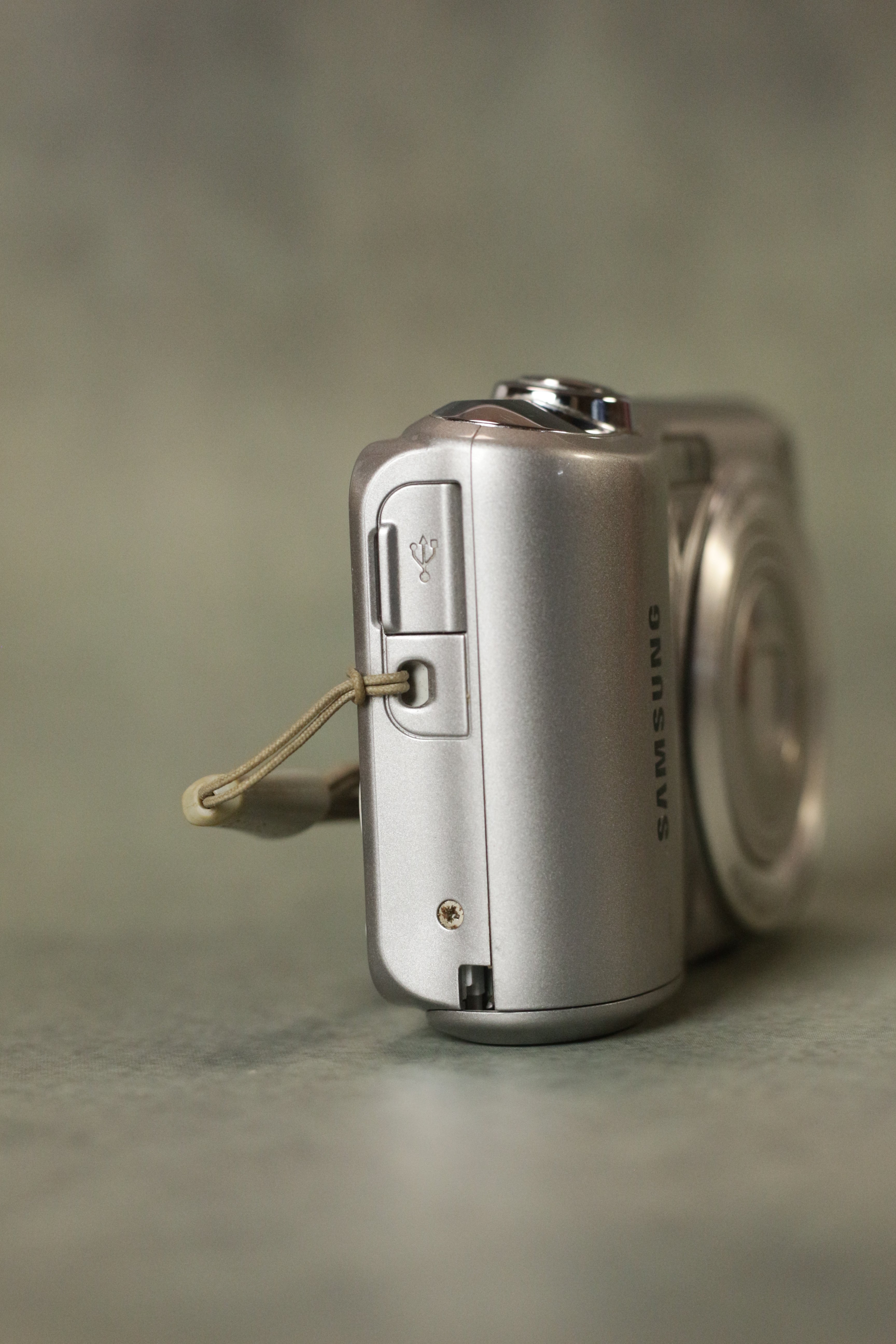 Samsung ES30