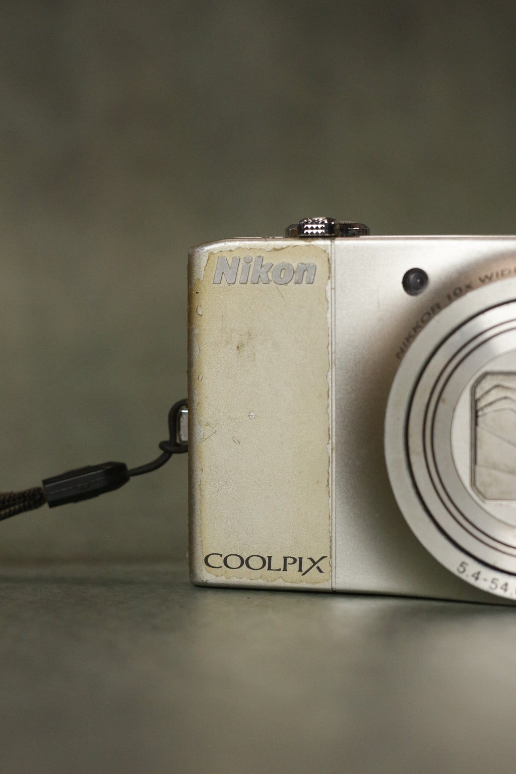 Nikon Coolpix S8000