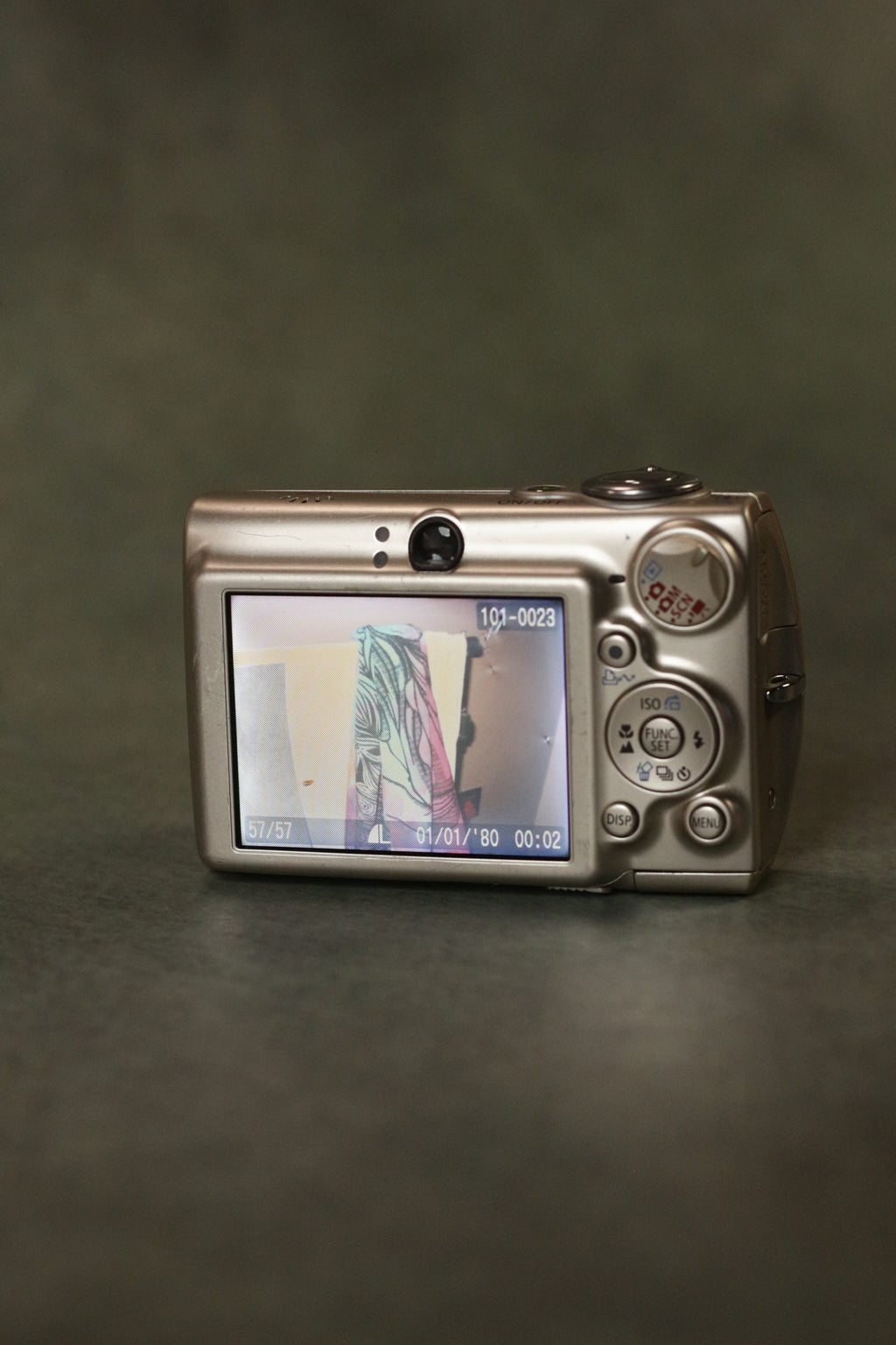 Canon Digital IXUS 750