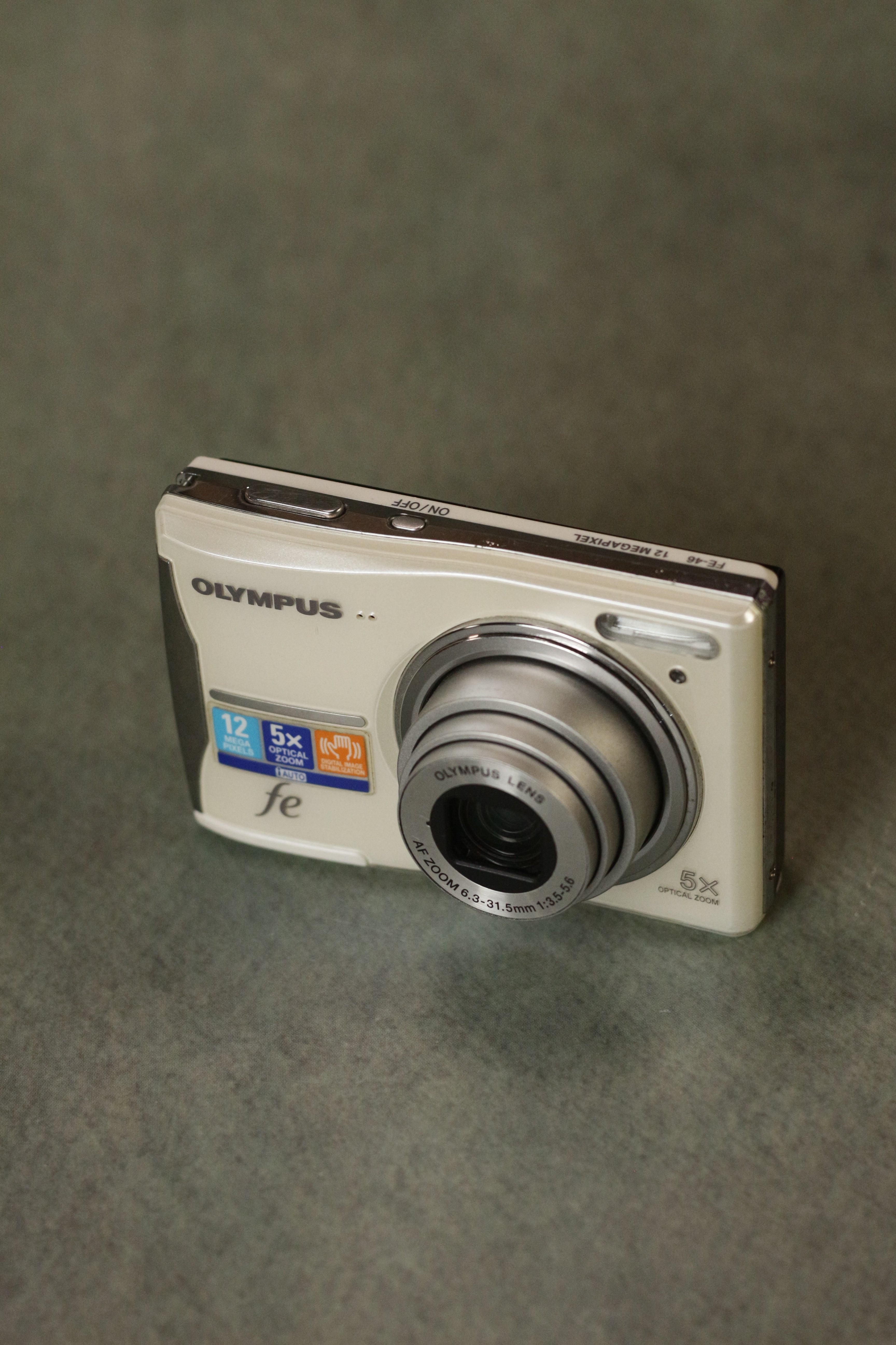Olympus FE-46