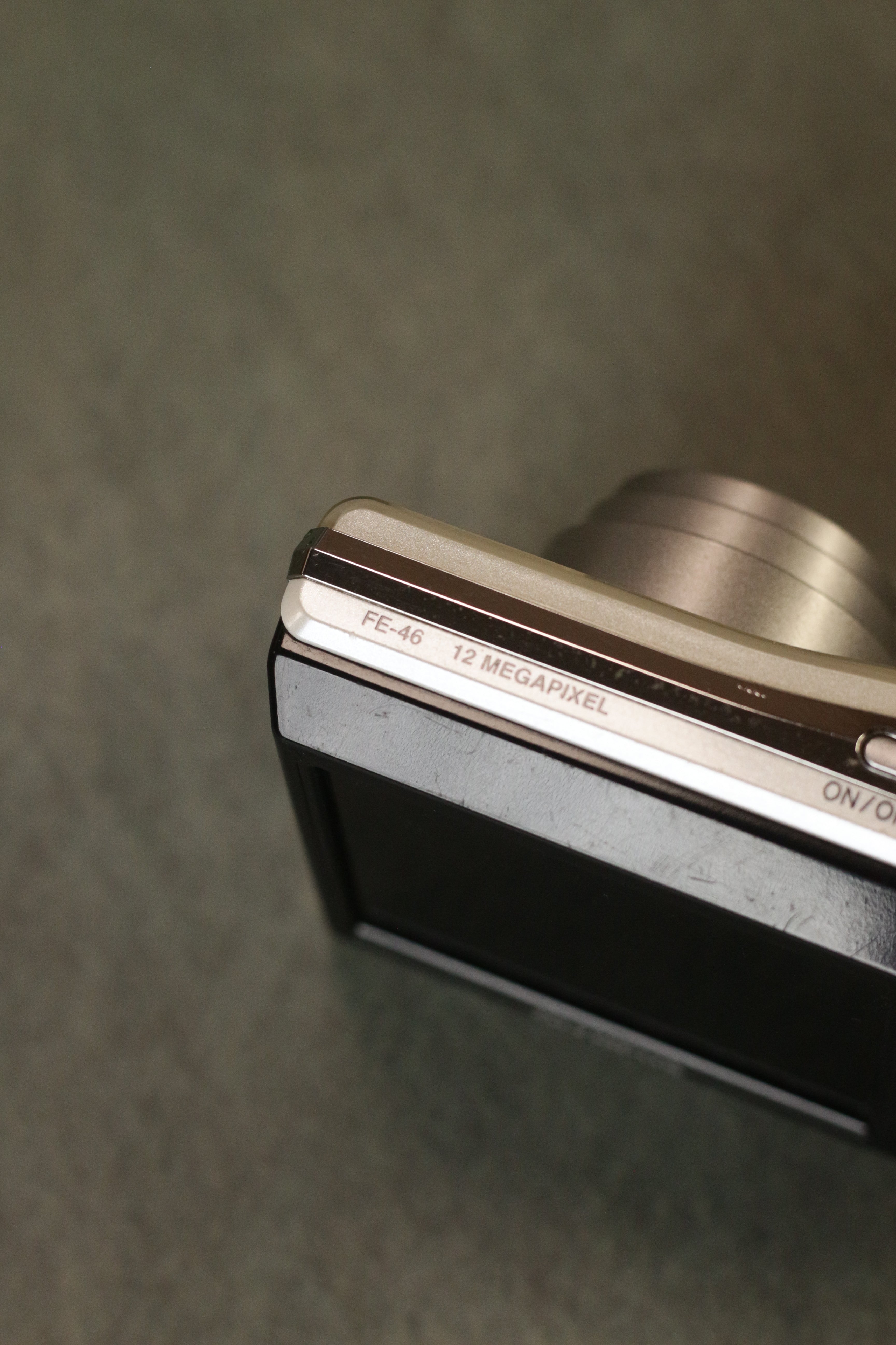 Olympus FE-46