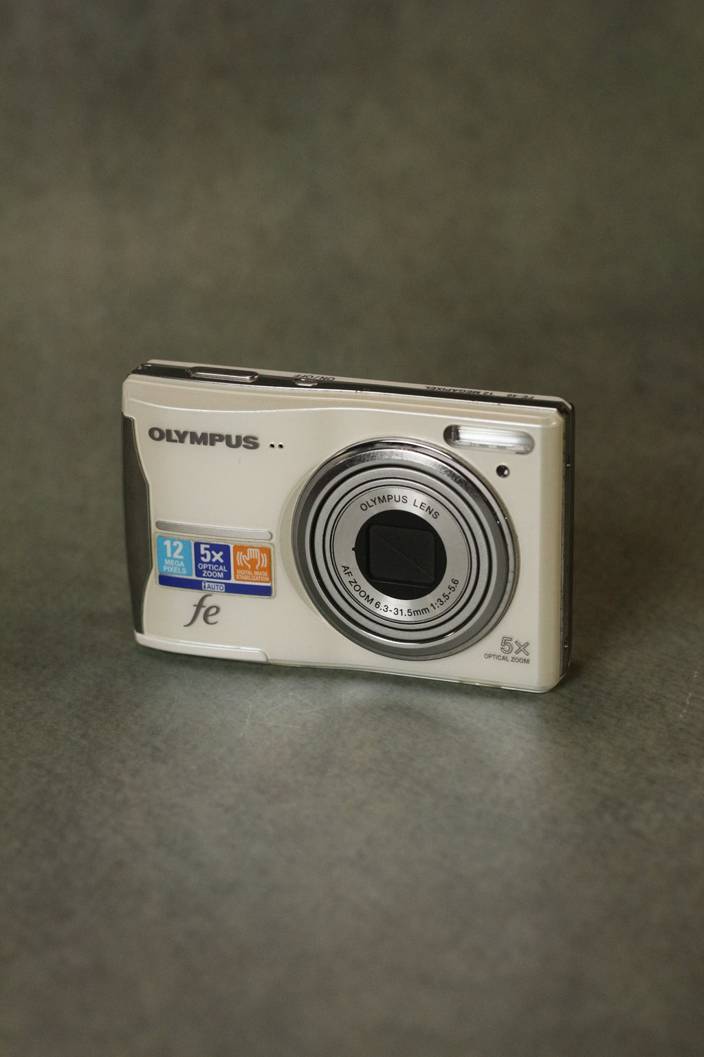Olympus FE-46