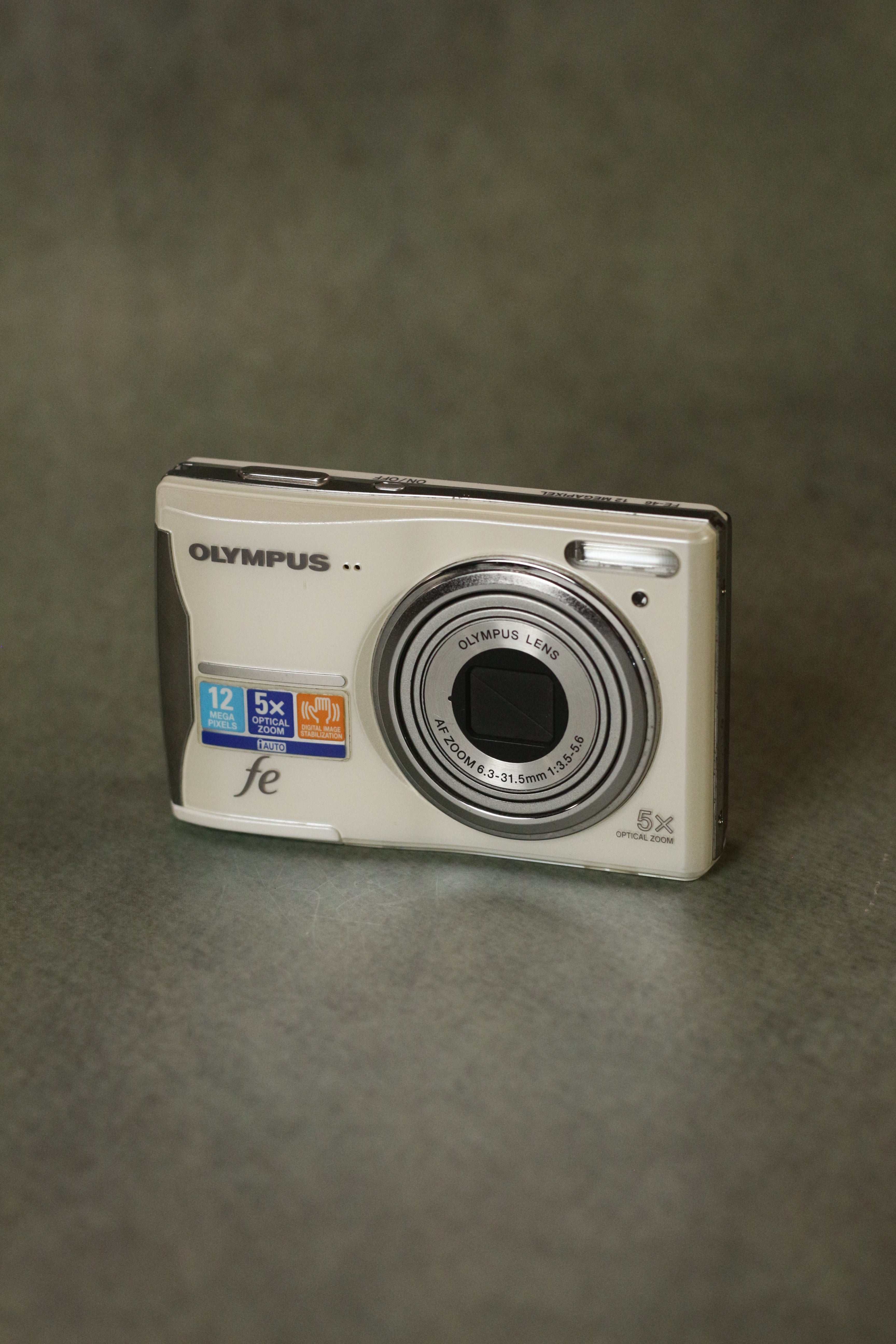 Olympus FE-46