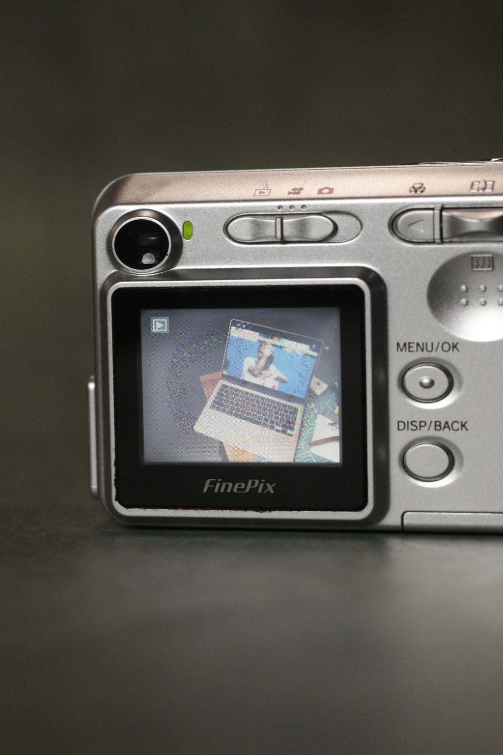 Fujifilm FinePix A345