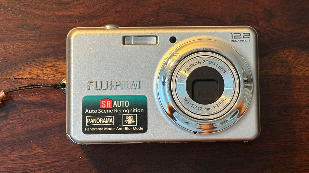 Fujifilm FinePix J30 Digital Camera