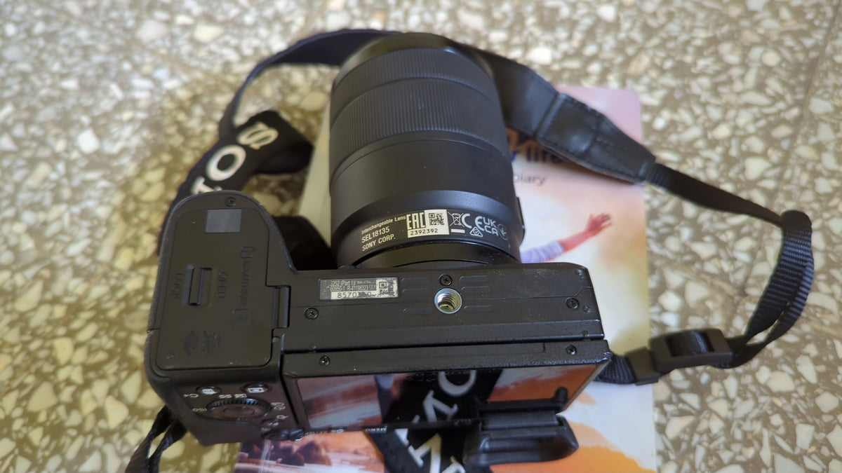 Sony alpha 6600 includes two sony lens E 3.5-5.6/18-135OSS & 1.8/50 sony lens