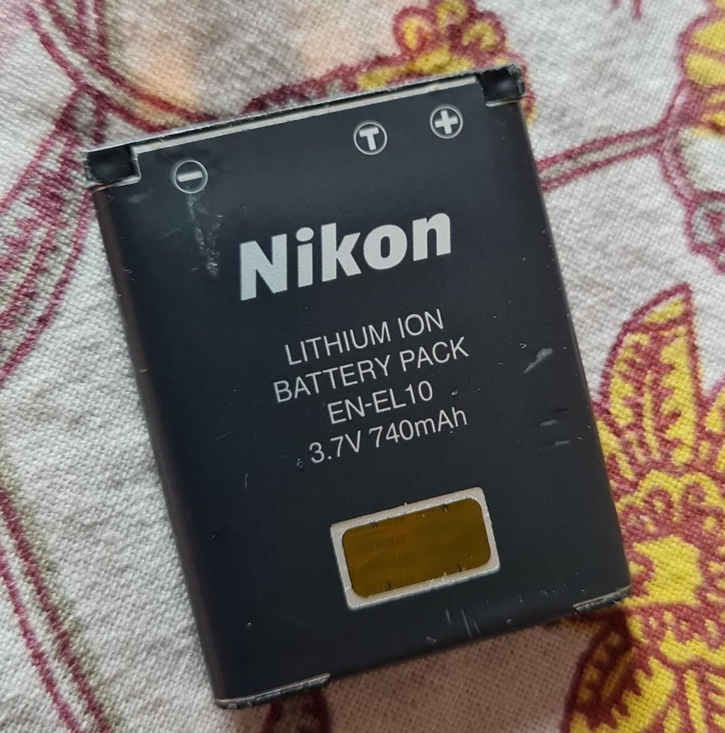 Nikon Coolpix S210