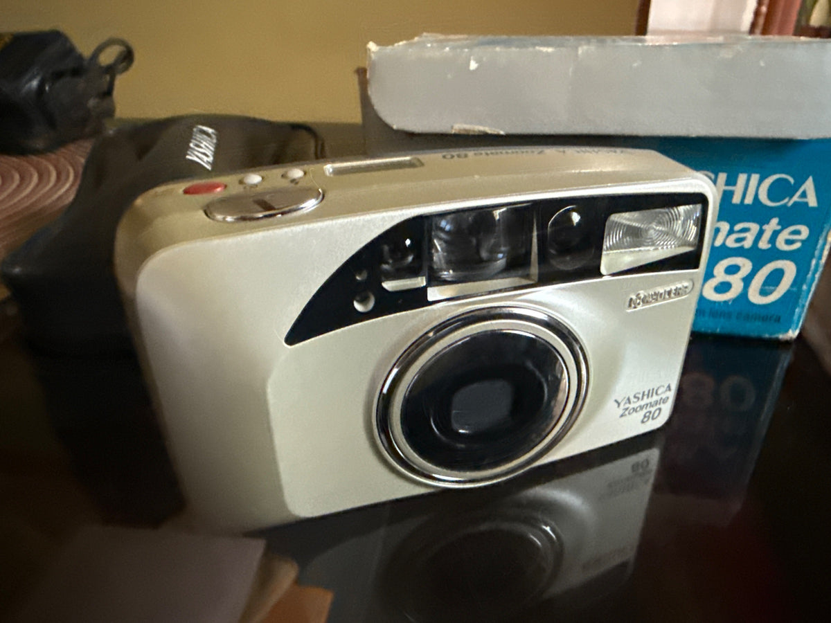 ZOOMATE 80 YASHICA