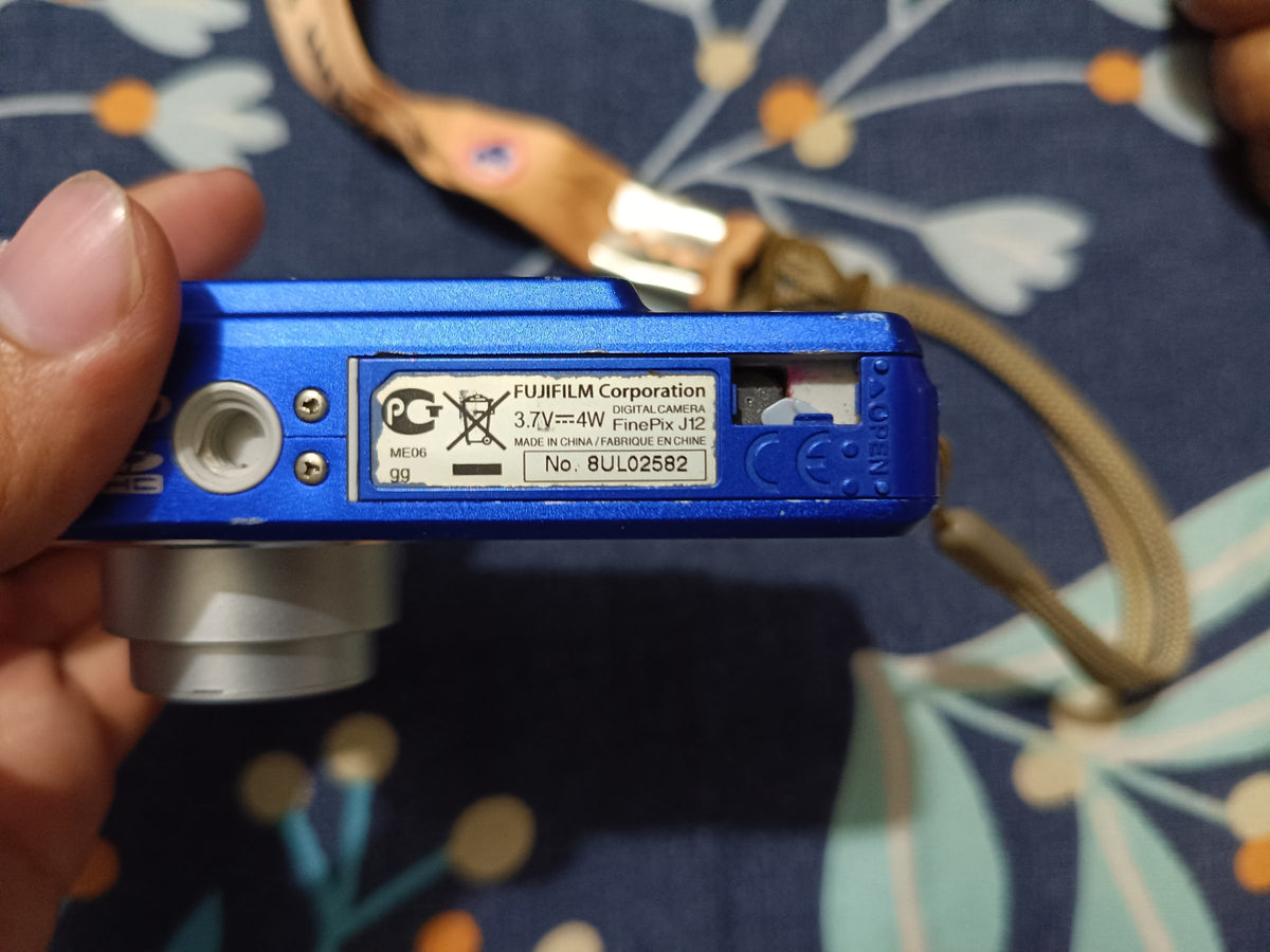 Fujifilm 8.2Mega pixel Finepix J12
