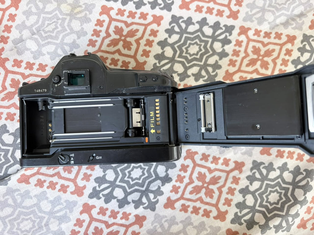 Canon EOS 1