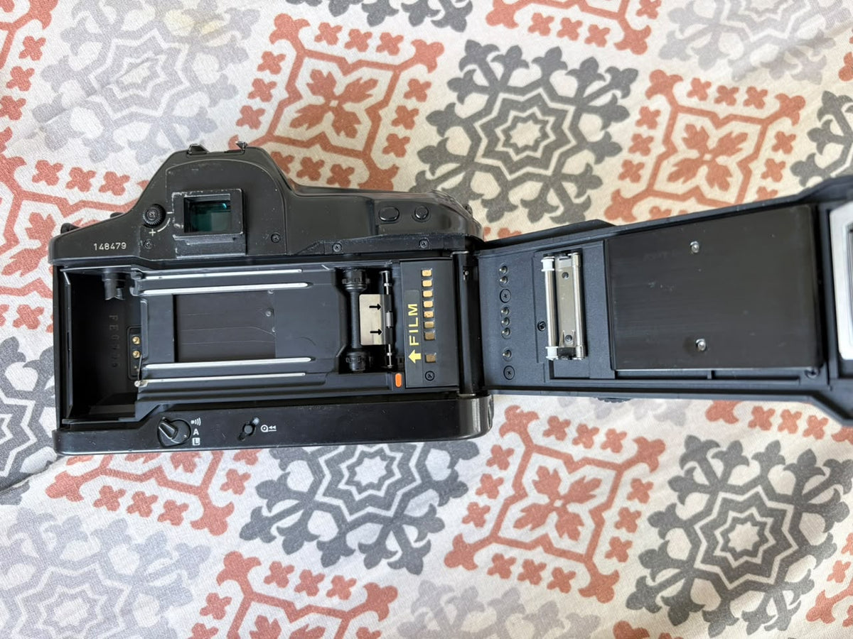 Canon EOS 1