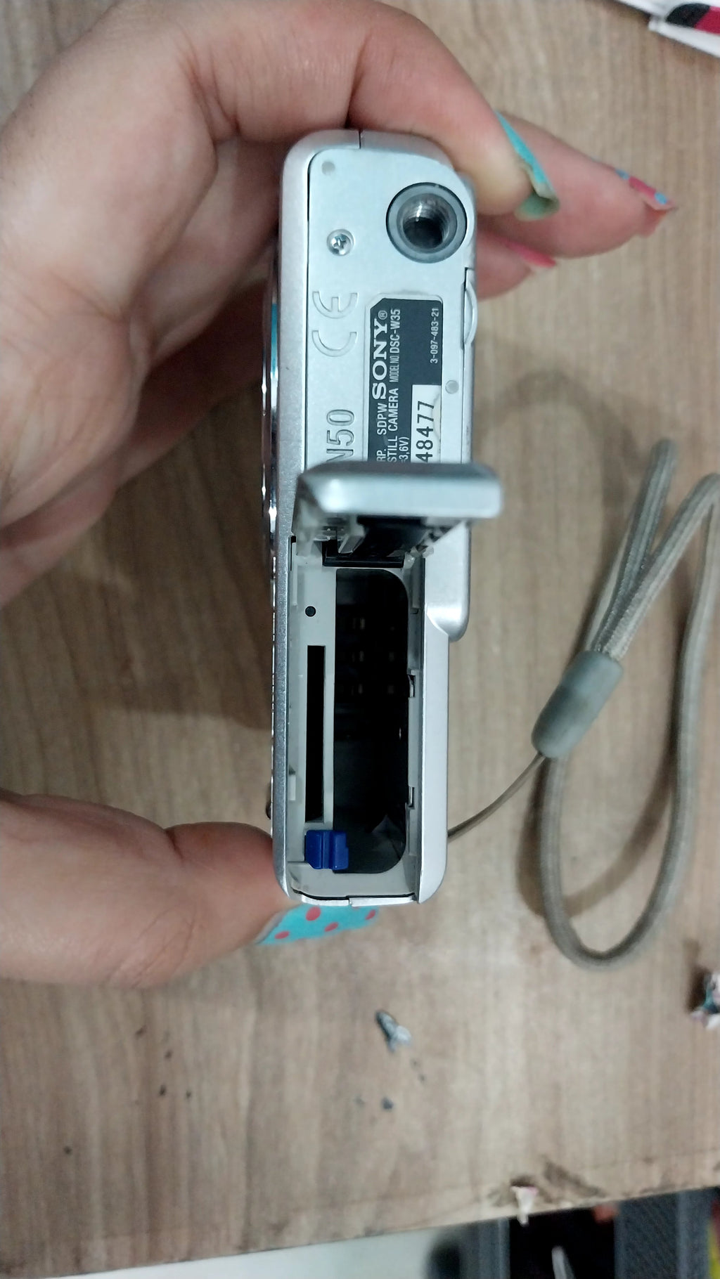 Sony Cyber-shot DSC-W35 (Mint Condition)